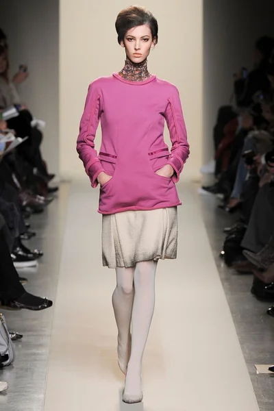 Look 13